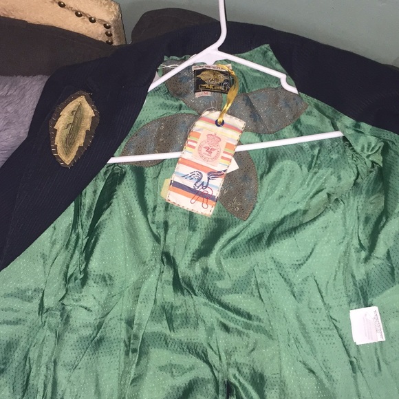 We Are Replay hand crafted piece Politix sample. - Picture 6 of 8